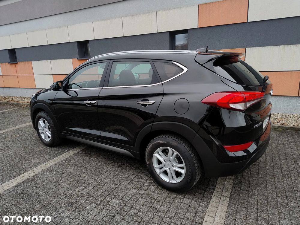 Hyundai Tucson blue 1.7 CRDi 2WD Advantage - 4