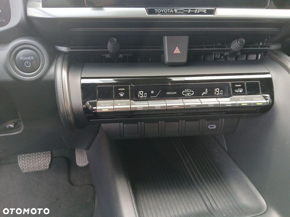 Toyota C-HR 1.8 Hybrid Comfort - 33