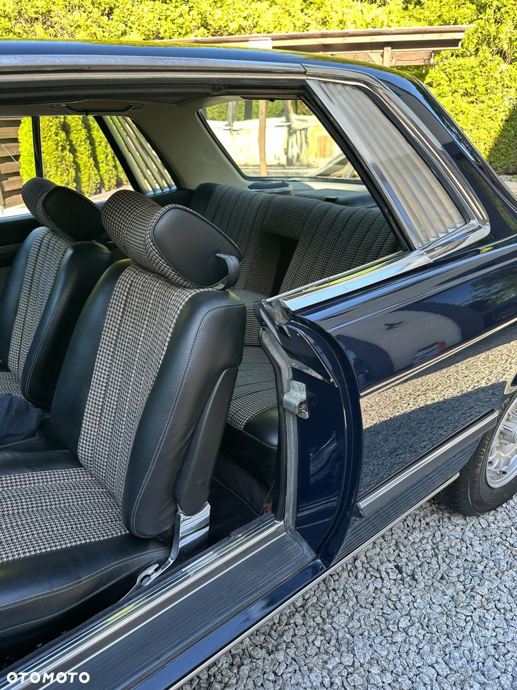 Mercedes-Benz SLC - 32