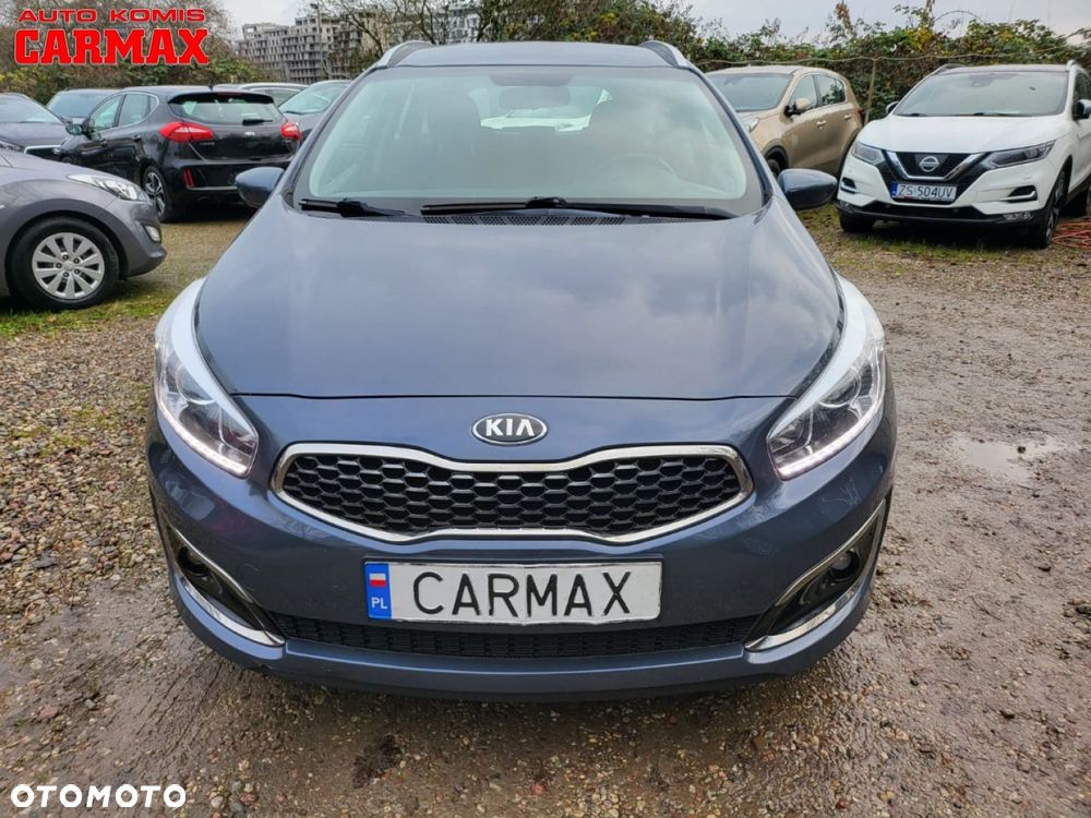 Kia Ceed 1.4 CVVT ISG Dream Team Edition - 10