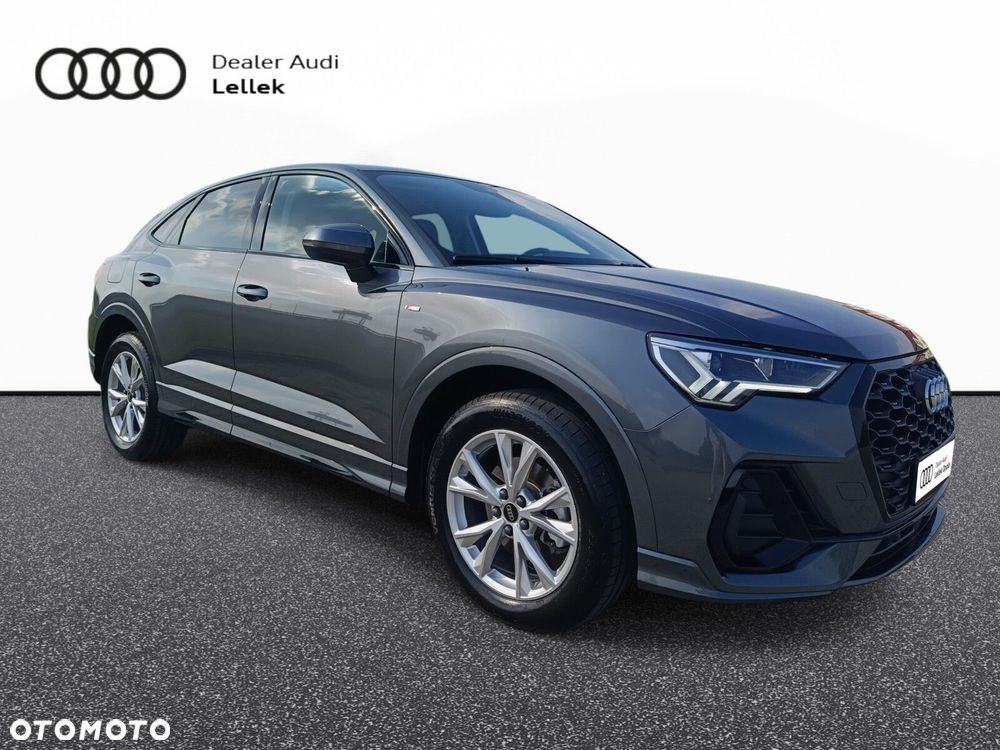 Audi Q3 Sportback - 4