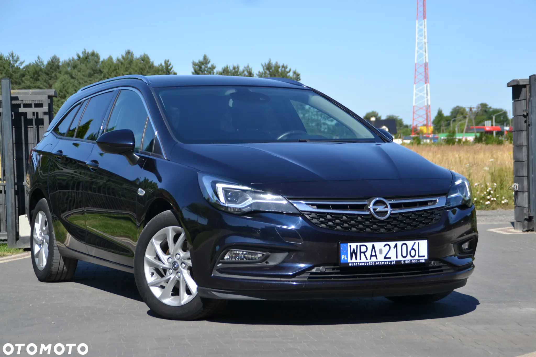 Opel Astra 1.4 Turbo Sports Tourer 120 Jahre - 8