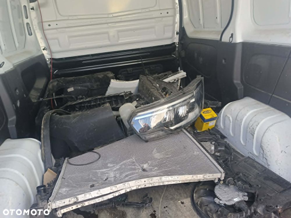 Nissan PRIMASTAR - 30