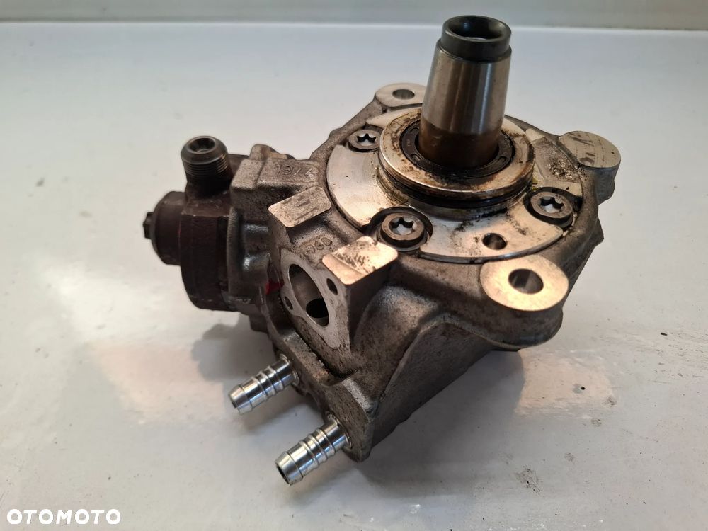 POMPA WYSOKIEGO CISNIENIA WTRYSKOWA BMW 2.0D N47 184KM F10 F11 F30 F31 X1 X3 E90 E91 E60 SLASK WYSYLKA - 1