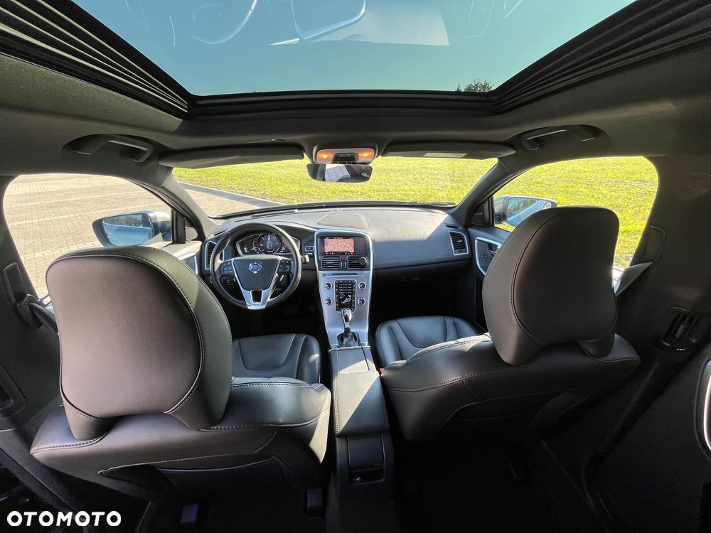 Volvo XC 60 D4 Geartronic Summum - 11