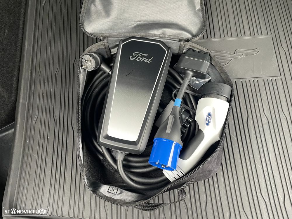 Ford Mustang Mach-E Standard - 35