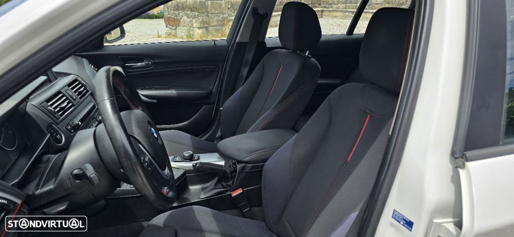 BMW 118 dA Line Sport - 15
