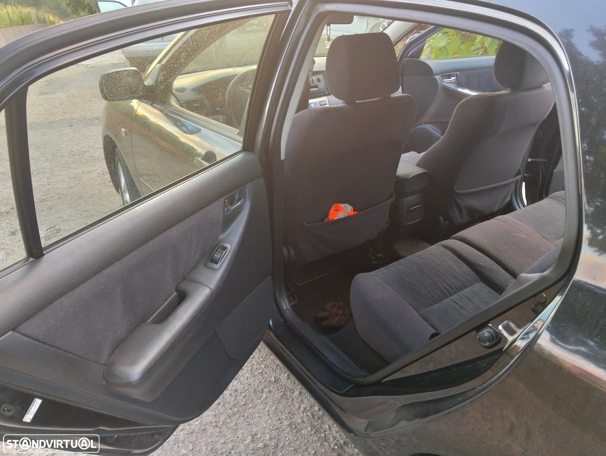 Toyota Corolla - 6