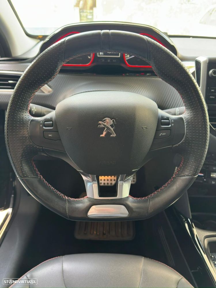 Peugeot 2008 1.2 PureTech GT Line EAT6 - 11