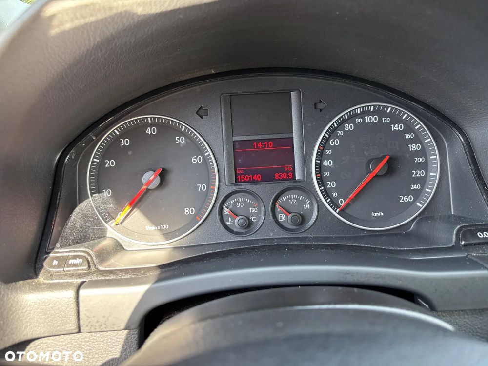 Volkswagen Golf 1.6 Comfortline - 11