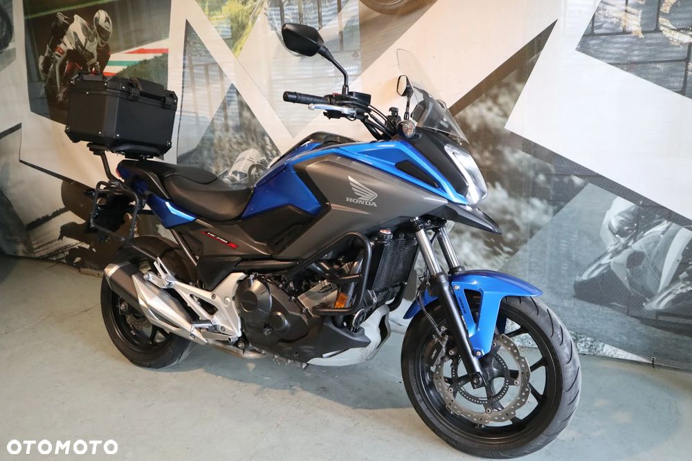 Honda NC - 17