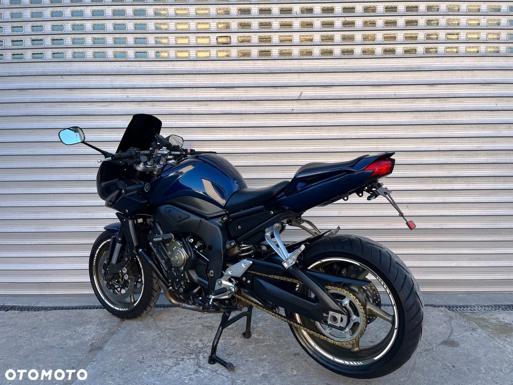 Yamaha FZ - 8