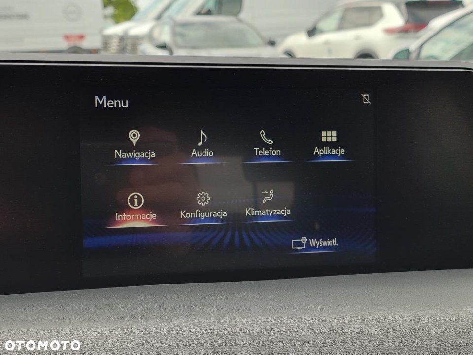 Lexus UX - 31