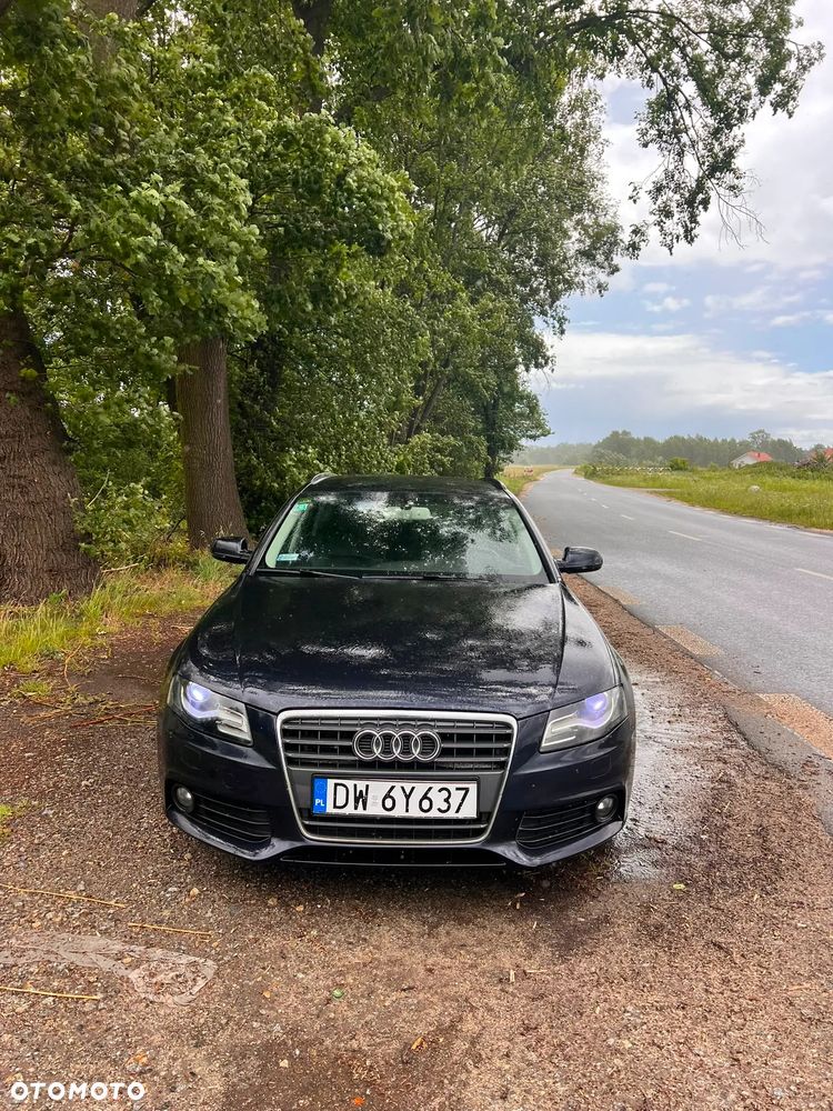 Audi A4 Avant - 1