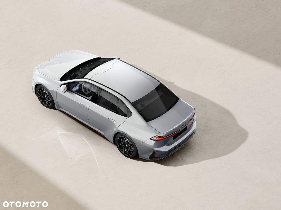 BMW i3 50 xDrive 113.4kWh - 17