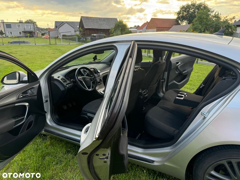 Opel Insignia - 9