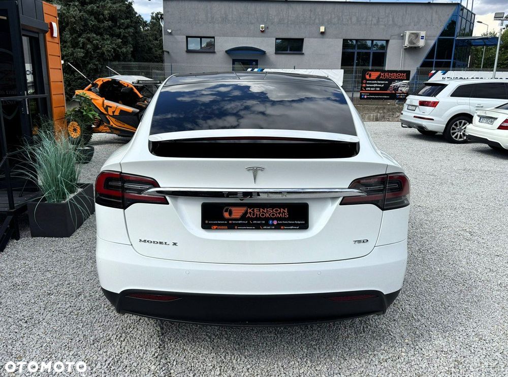 Tesla Model X Long Range Plus - 40