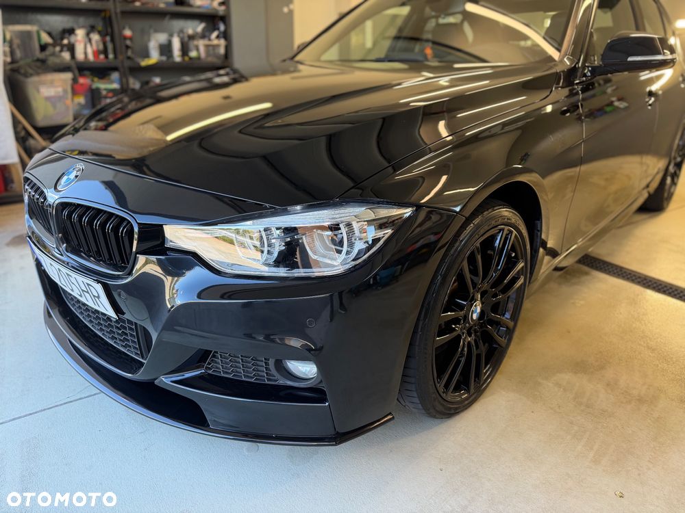 BMW Seria 3 330i xDrive Edition M Sport Shadow - 5