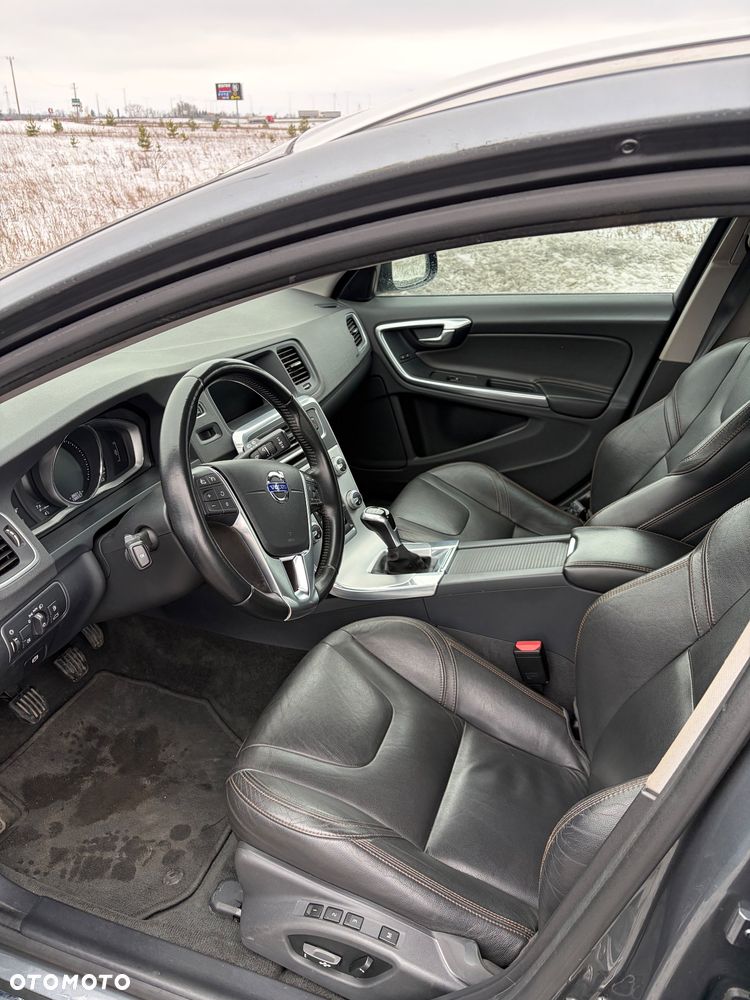 Volvo V60 Cross Country D4 Summum - 12