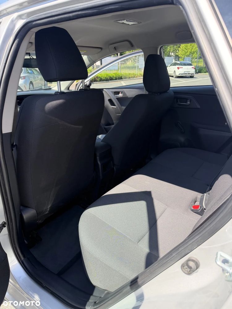 Toyota Auris 1.6 Active - 16