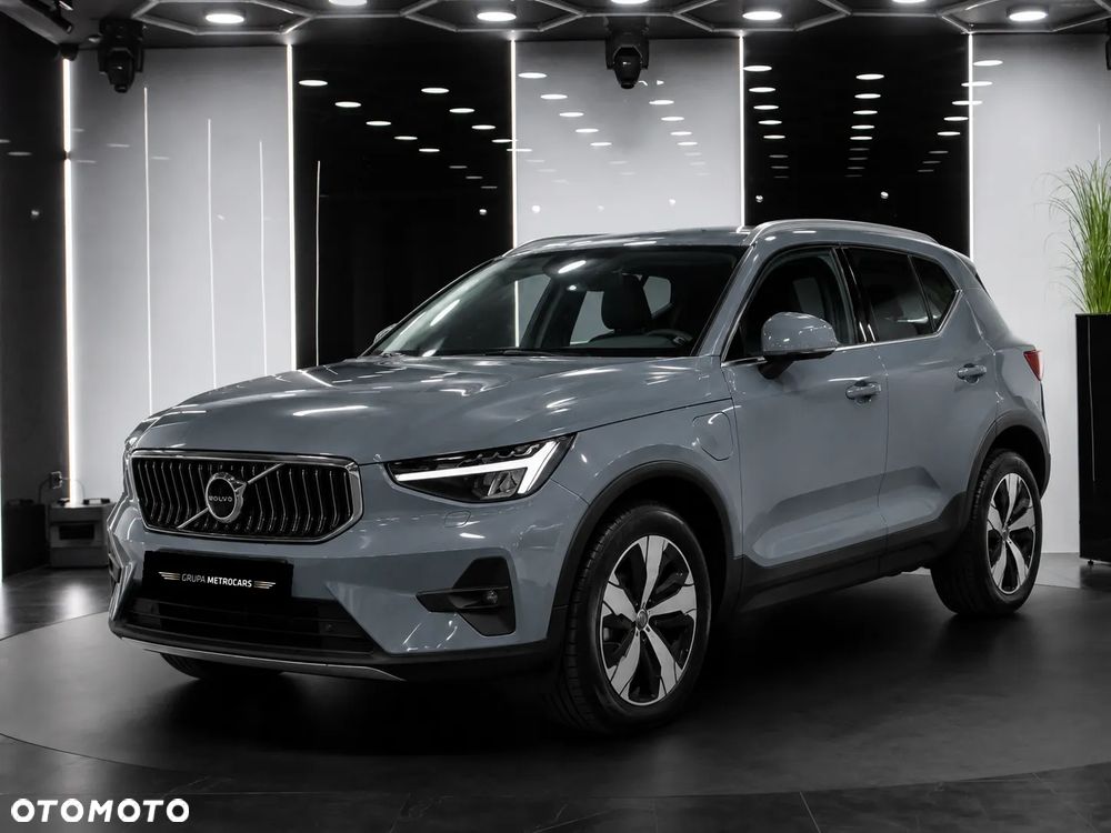 Volvo XC 40 T5 Plug-In Hybrid Core - 2