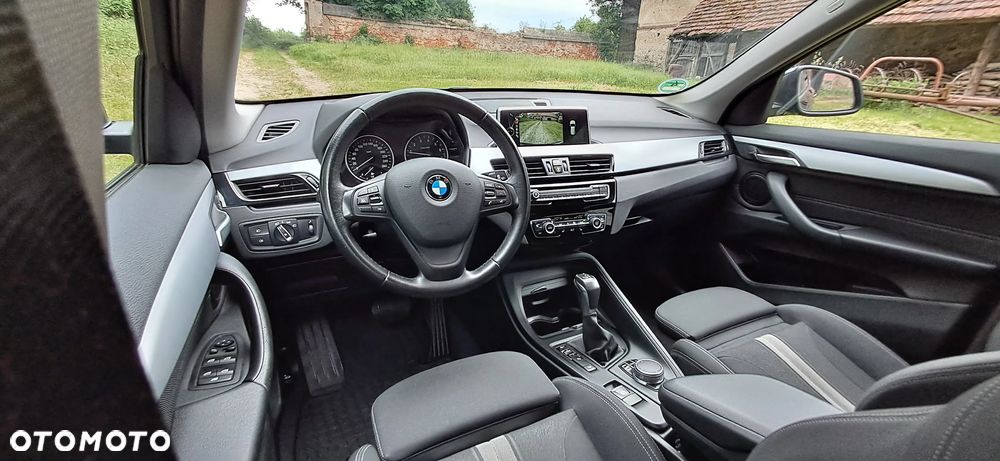 BMW X1 xDrive20i Advantage sport - 13