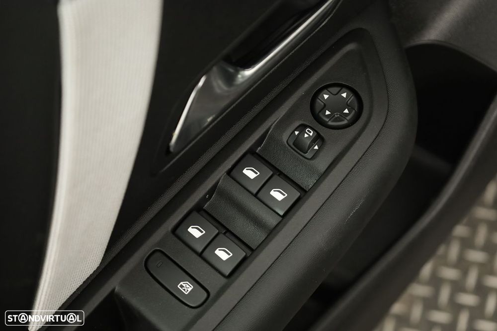 Citroën C4 1.2 Hybrid Max e-DSC6 - 21