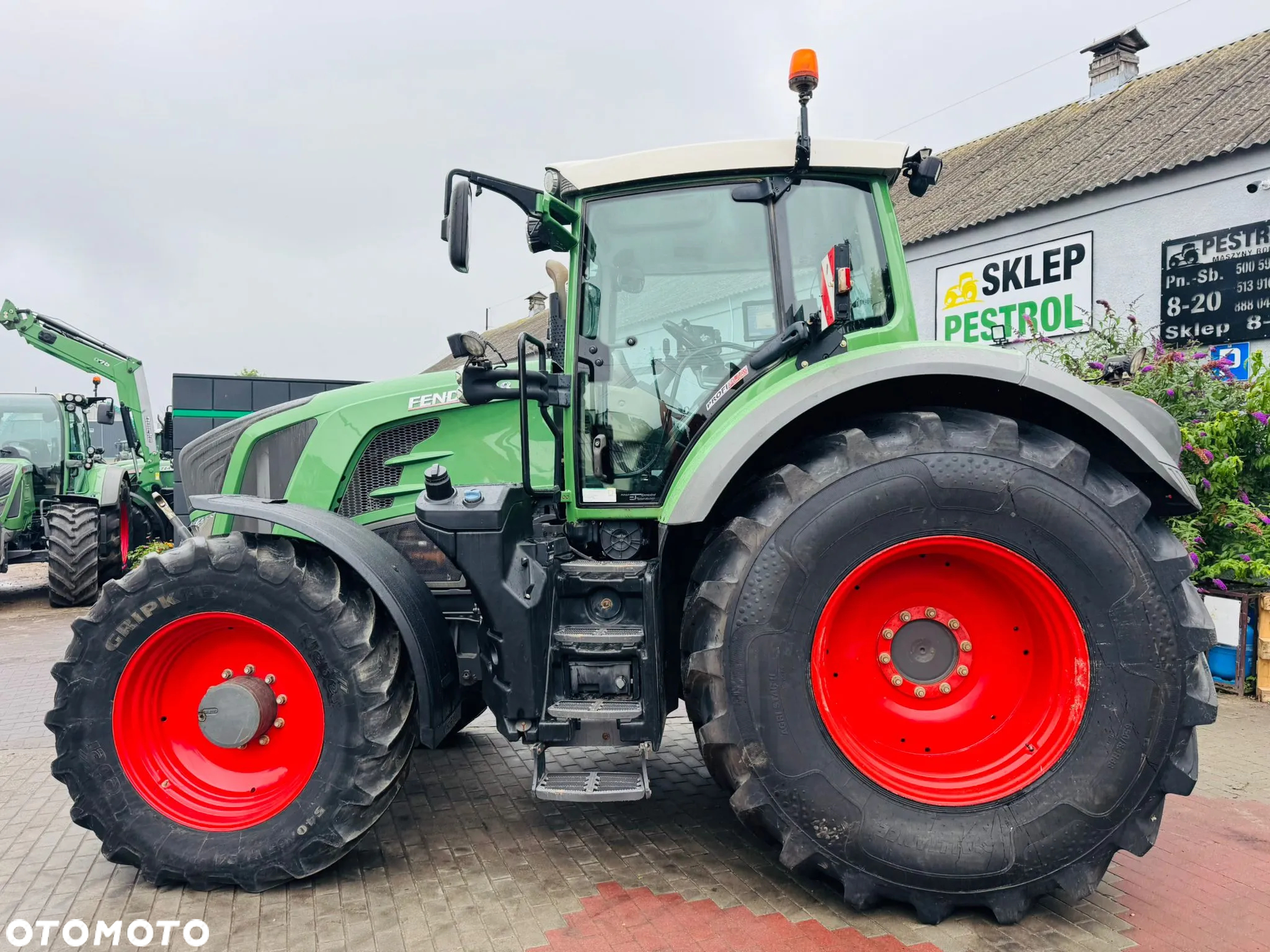 Fendt 828 Vario Profi Plus - 10