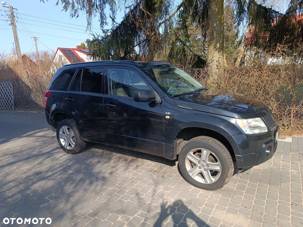 Suzuki Grand Vitara 2.7 V6 - 2