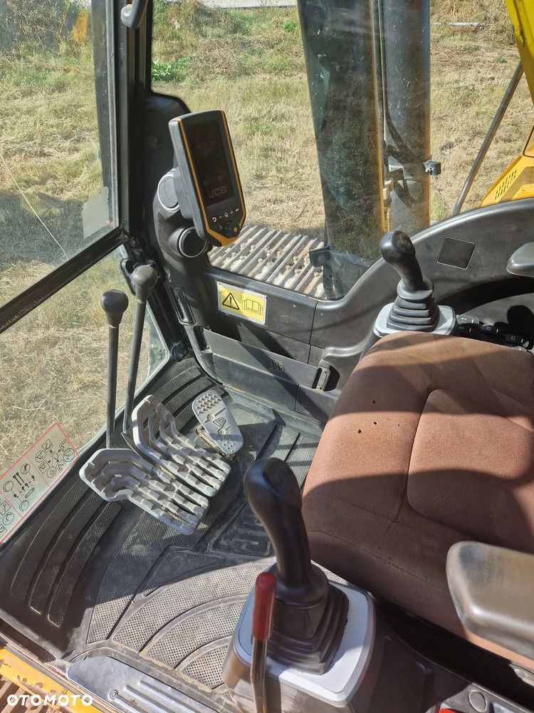 JCB JS 220LC - 5