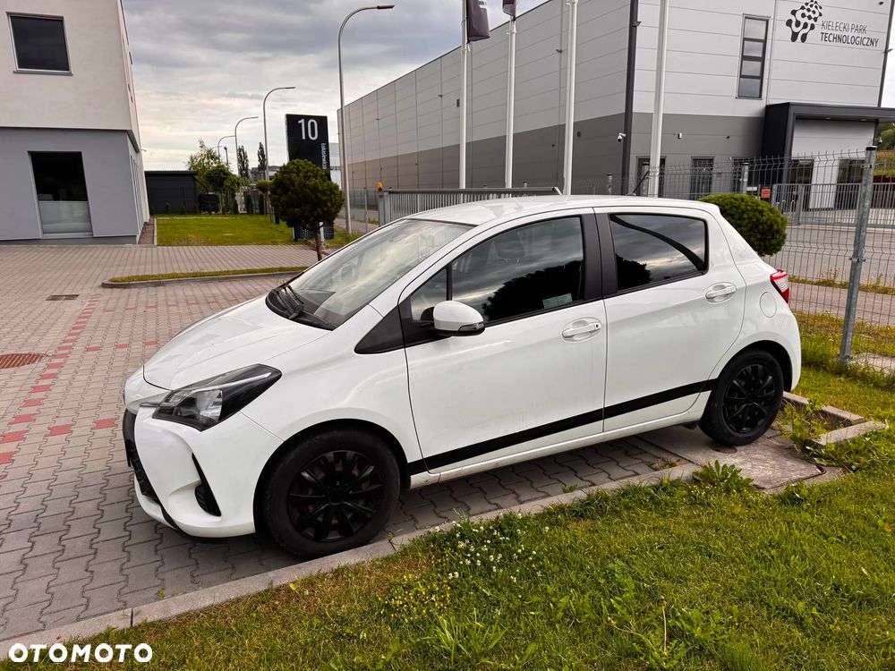 Toyota YARIS - 2
