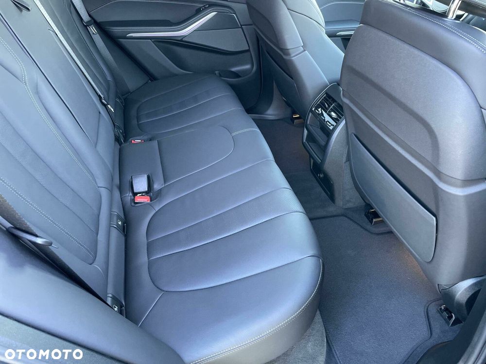 BMW X5 xDrive30d sport - 19