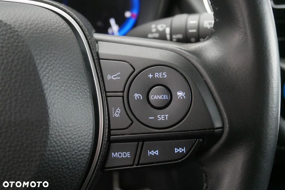 Toyota Corolla 1.8 Hybrid Comfort - 24