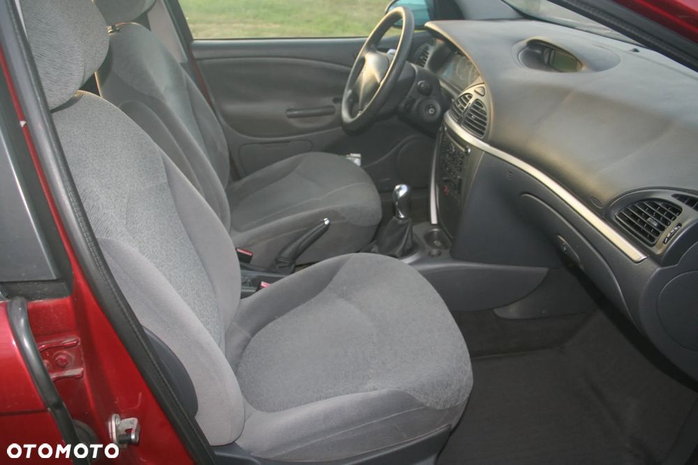 Citroën C5 II 2.0i 16V SX - 7