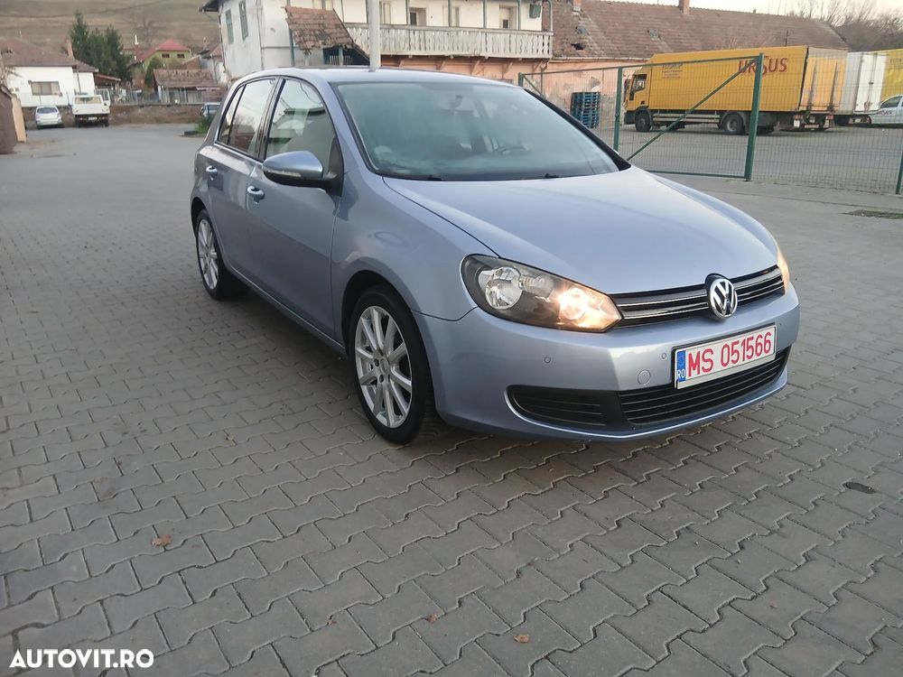 Volkswagen Golf - 3