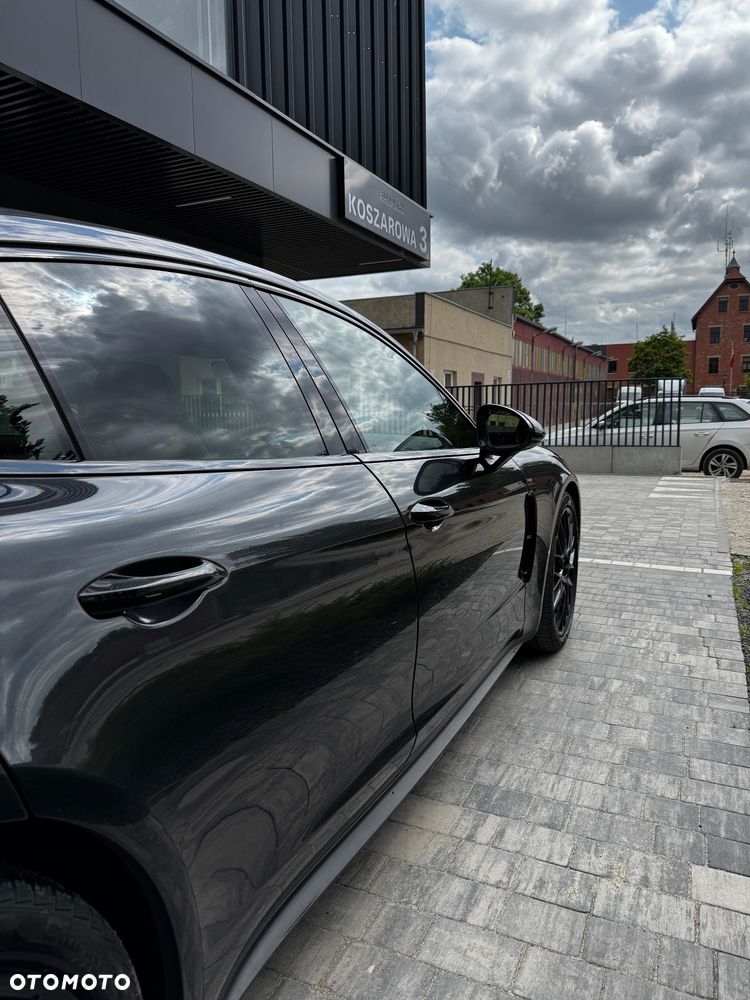 Porsche Panamera 4 - 7