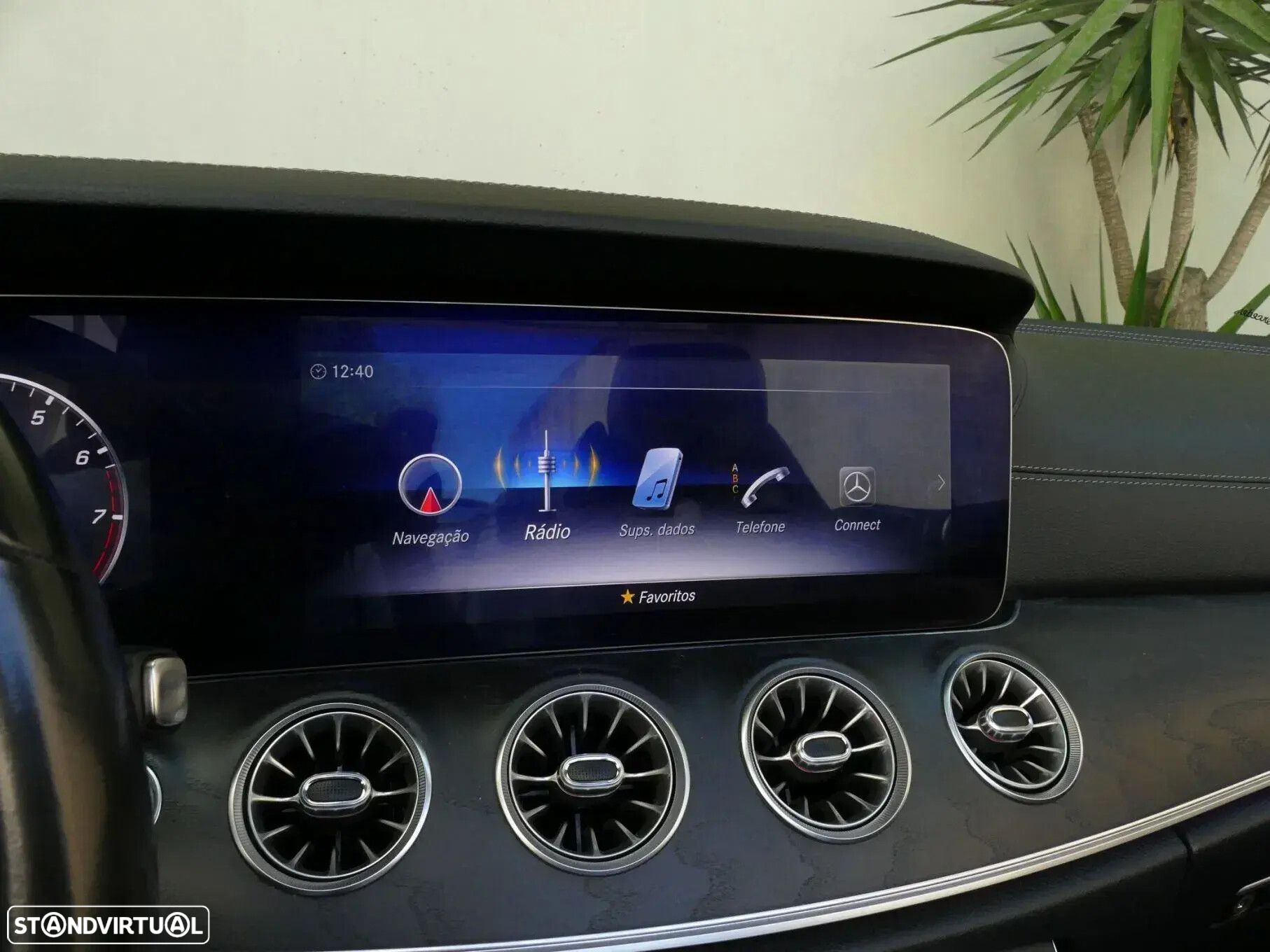 Mercedes-Benz E 200 Aut. - 51