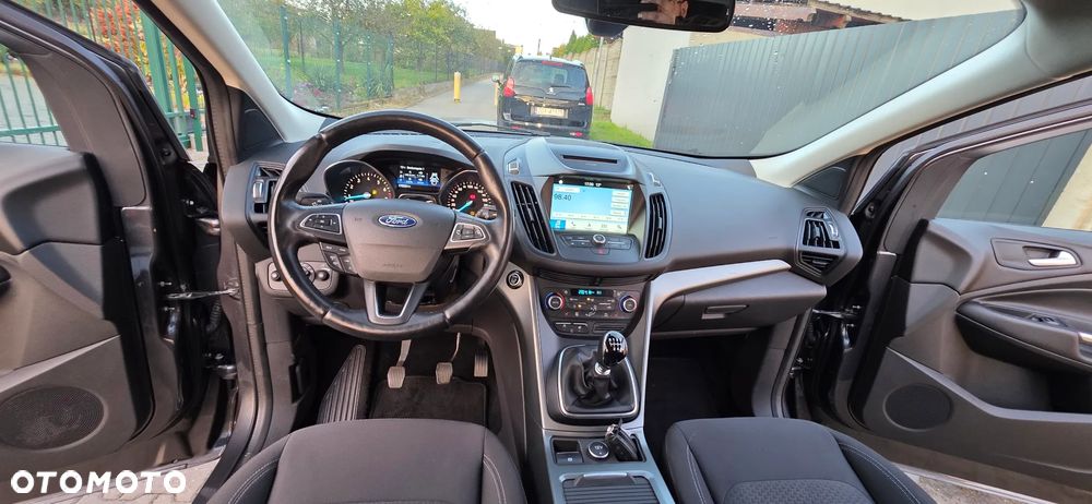 Ford Kuga - 20