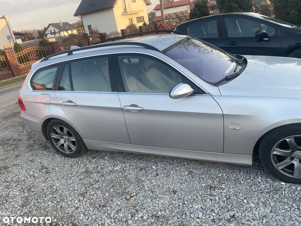 BMW Seria 3 ver-325i - 9