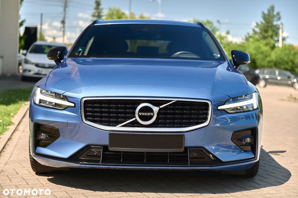 Volvo V60 D4 AWD Geartronic R-Design - 11