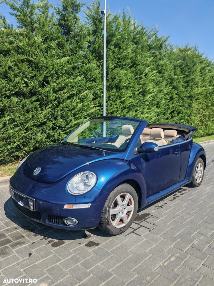 Volkswagen New Beetle - 1