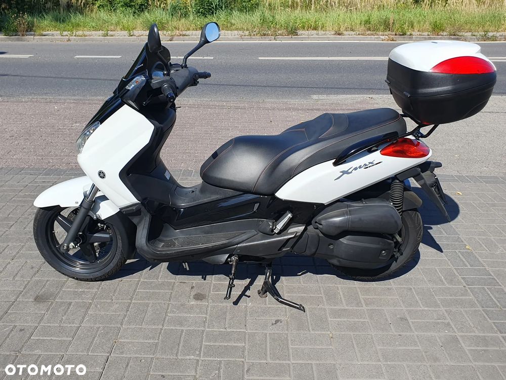 Yamaha X-max - 28