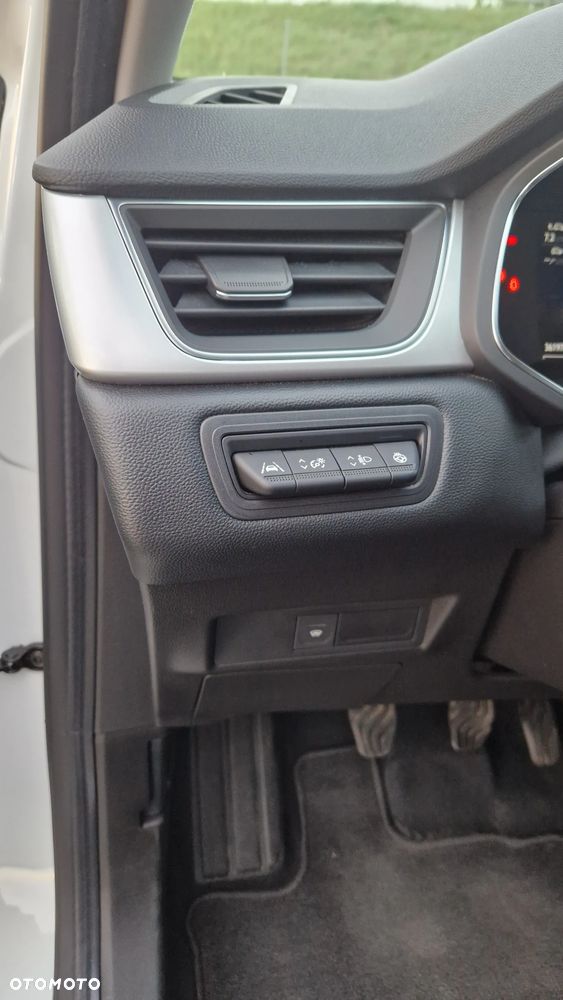 Renault Captur 1.3 TCe mHEV Techno - 12