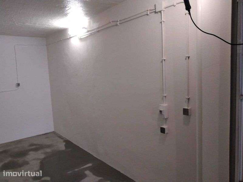 Garagem no Entroncamento - Grande imagem: 3/5