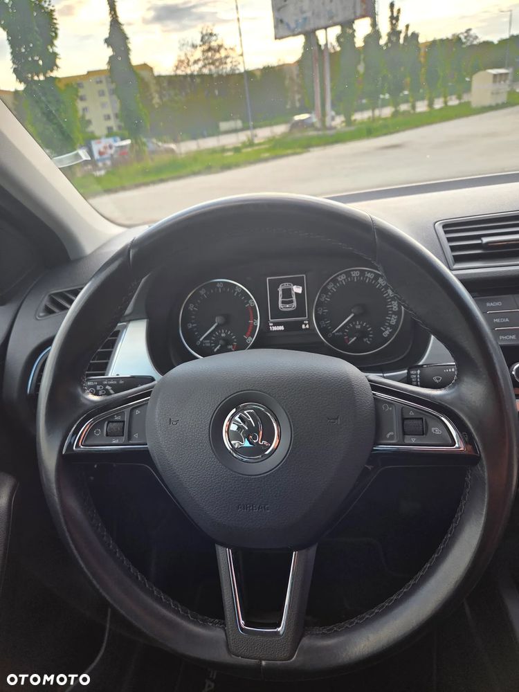 Skoda Fabia 1.0 MPI Joy - 19