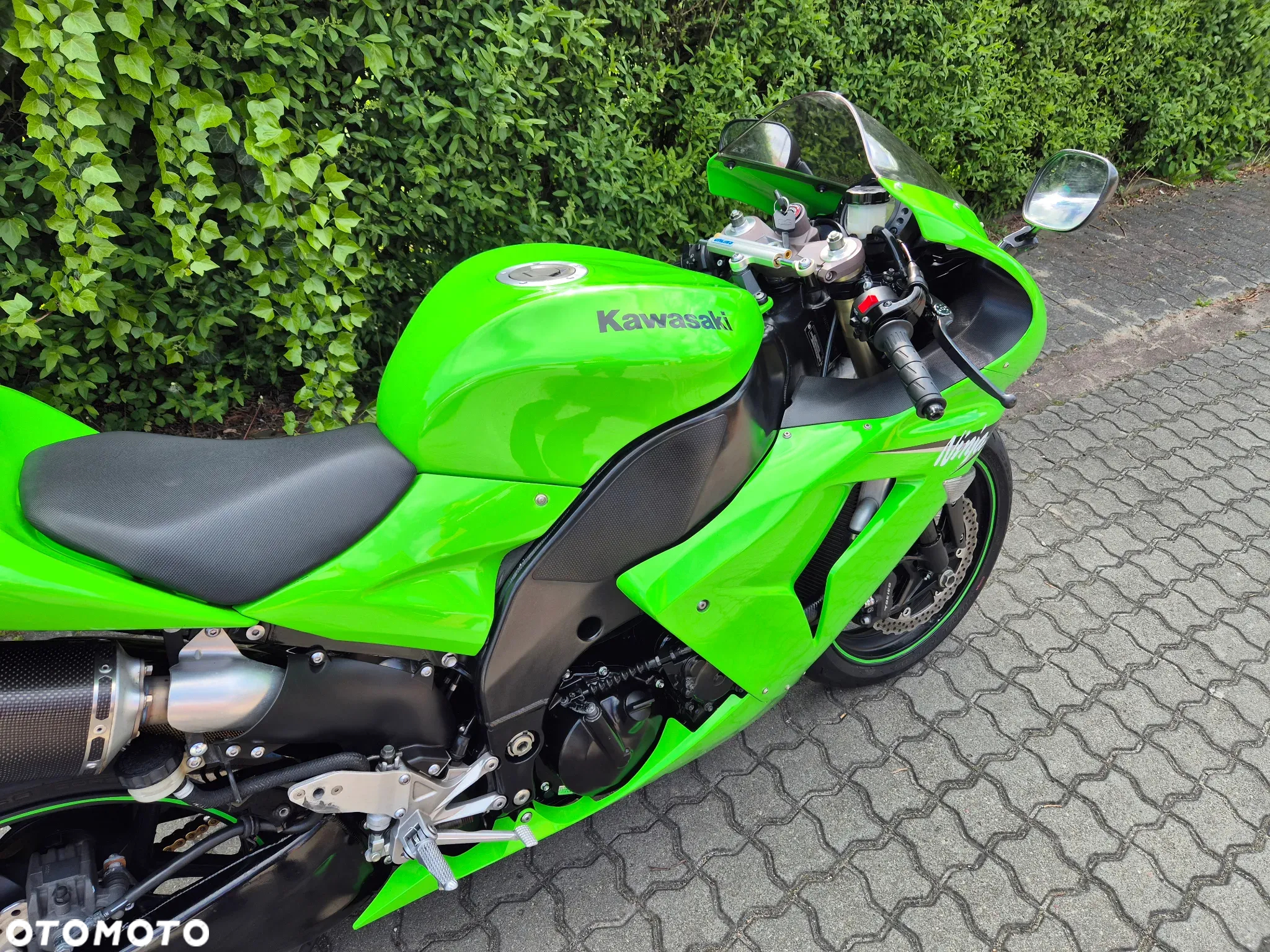 Kawasaki ZX - 24