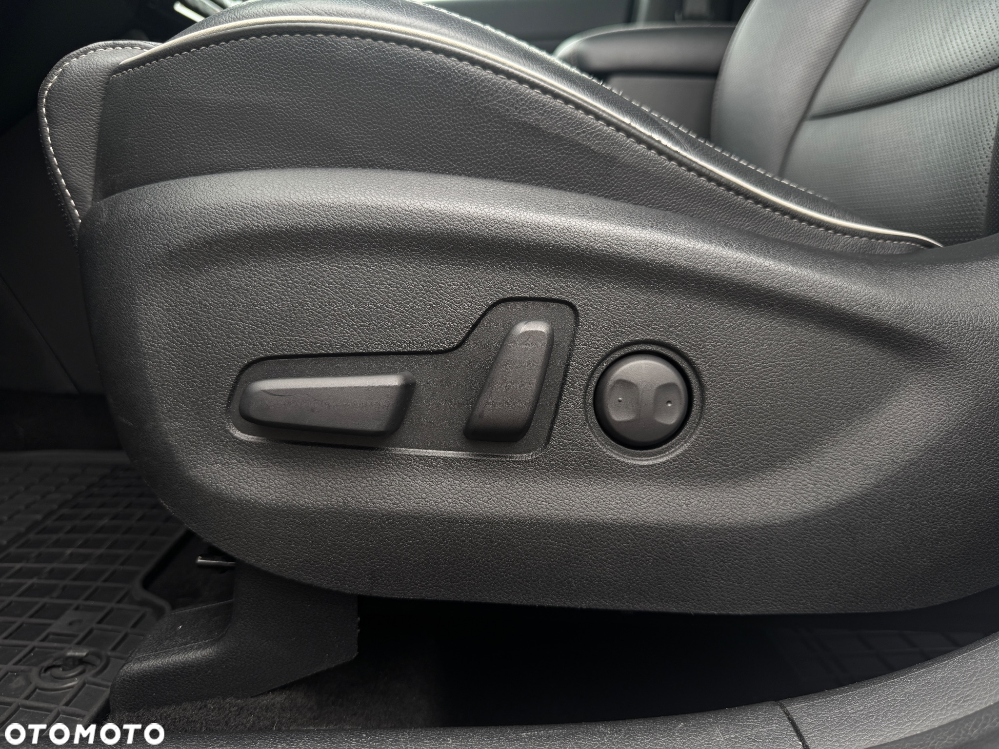 Kia Sportage 1.6 CRDI L Business Line 2WD DCT - 12