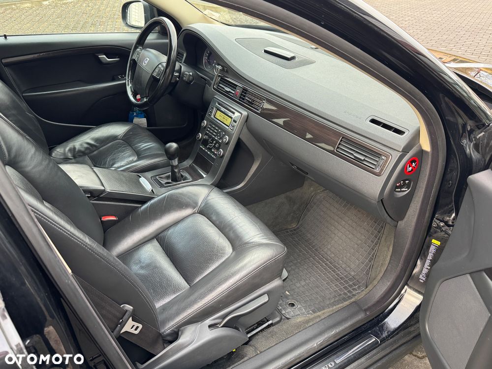 Volvo V70 2.0D Summum - 28
