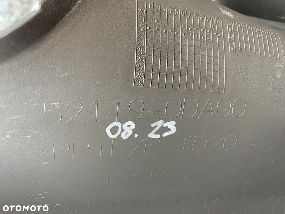 Toyota Yaris 4 IV 20r Zderzak przod przedni 2020 - 6