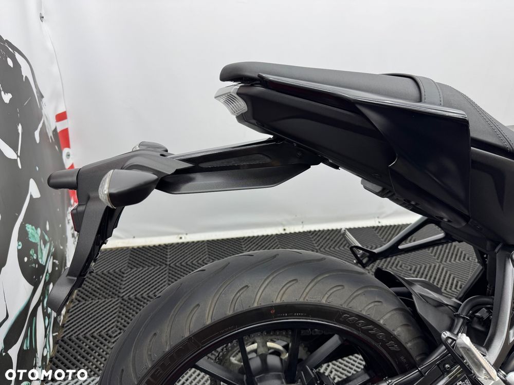 Yamaha MT - 32